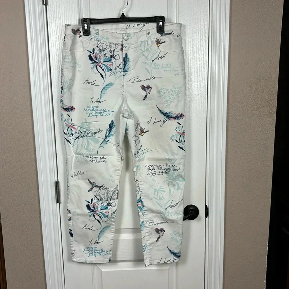 Chicos Women's Perfect Stretch Girlfriend Slim Leg Ankle Pants Size 2
